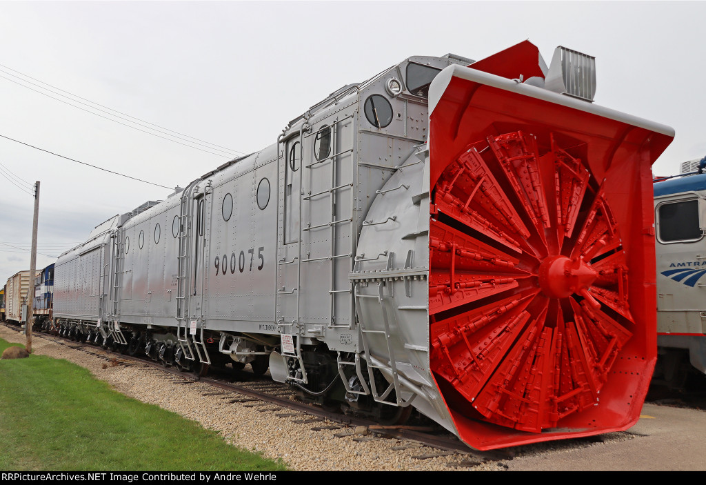 UP 900075, 1949 steam-powered rotary snow plow